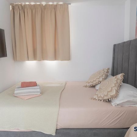 Explore Greece From Cozy City Centre Apartment Chalkís Extérieur photo